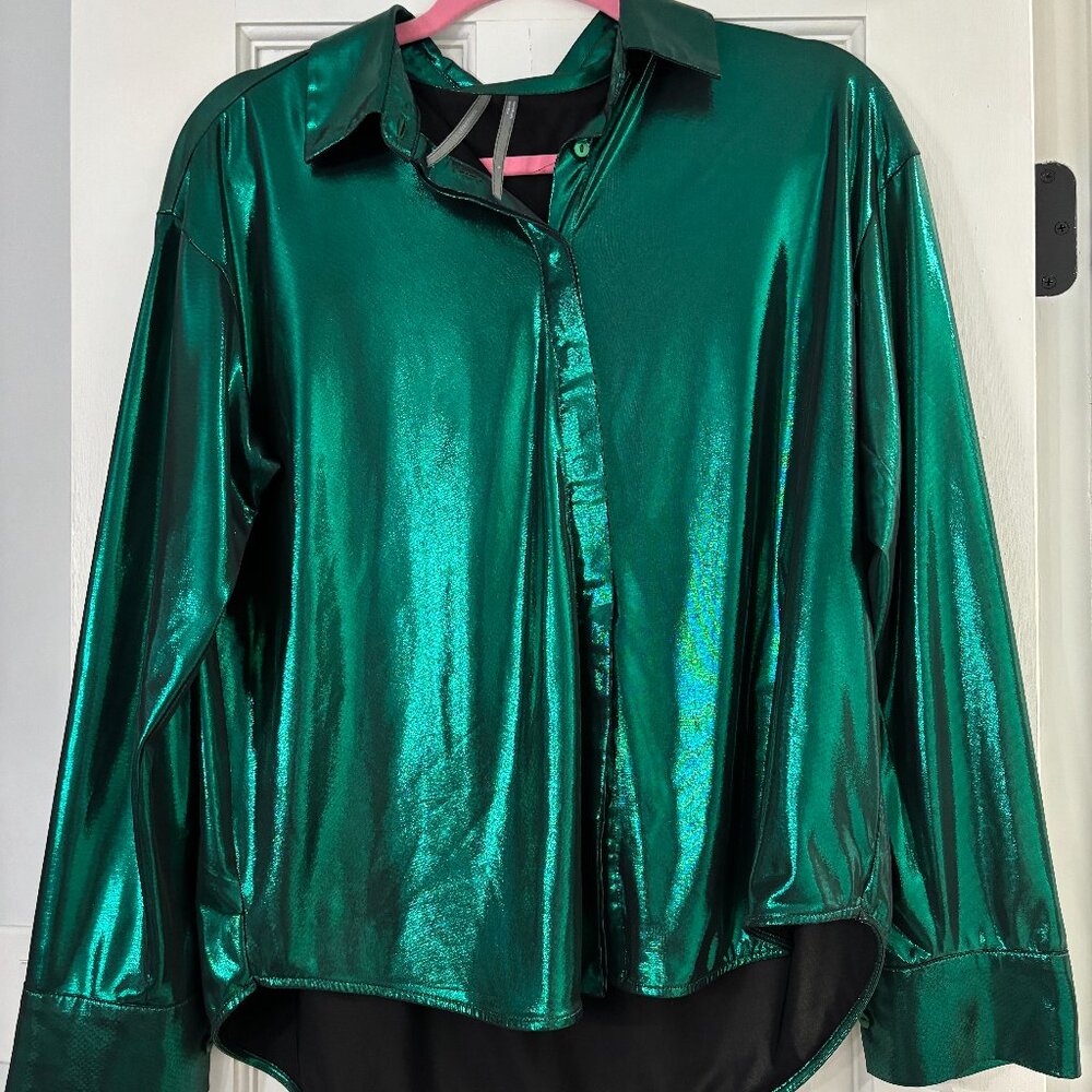 Anthropologie The Gillian Liquid Shine Button Down Shirt - Size Medium